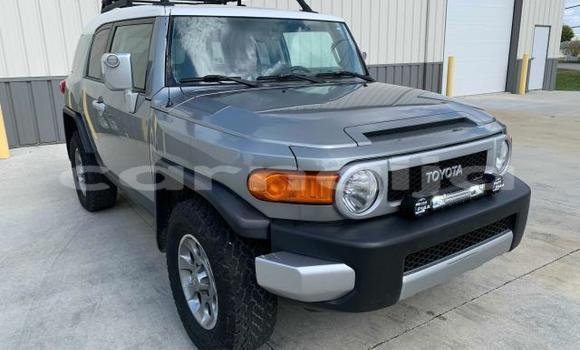 Buy New Toyota FJ Cruiser Silver Car in Badagry in Lagos State Buy New Toyota FJ Cruiser Silver Car in Badagry in Lagos State