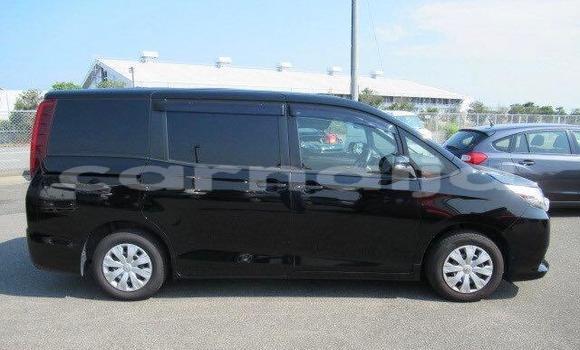 Acheter Neuf Voiture Toyota Pixis Space Noir à Badagry, État de Lagos Acheter Neuf Voiture Toyota Pixis Space Noir à Badagry, État de Lagos