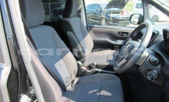 Acheter Neuf Voiture Toyota Pixis Space Noir à Badagry, État de Lagos Acheter Neuf Voiture Toyota Pixis Space Noir à Badagry, État de Lagos