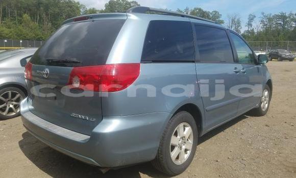 Acheter Neuf Voiture Toyota Sienna Gris à Badagry, État de Lagos Acheter Neuf Voiture Toyota Sienna Gris à Badagry, État de Lagos