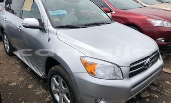 Acheter Import Voiture Toyota RAV4 Gris à Lagos, État de Lagos Acheter Import Voiture Toyota RAV4 Gris à Lagos, État de Lagos
