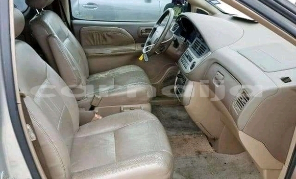 Acheter Import Voiture Toyota Sienna Gris à Lagos, État de Lagos Acheter Import Voiture Toyota Sienna Gris à Lagos, État de Lagos