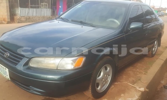 Acheter Occasion Voiture Toyota Camry Vert à Aba, État d'Abia Acheter Occasion Voiture Toyota Camry Vert à Aba, État d'Abia