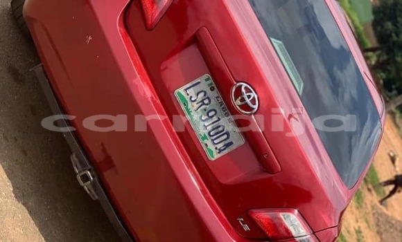 Acheter Occasion Voiture Toyota Camry Rouge à Aba, État d'Abia Acheter Occasion Voiture Toyota Camry Rouge à Aba, État d'Abia