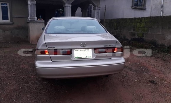 Acheter Occasion Voiture Toyota Camry Gris à Aba, État d'Abia Acheter Occasion Voiture Toyota Camry Gris à Aba, État d'Abia