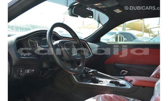 Acheter Import Voiture Dodge Challenger Blanc à Import - Dubai, État d'Abia Acheter Import Voiture Dodge Challenger Blanc à Import - Dubai, État d'Abia