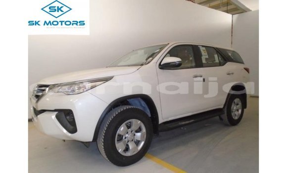 Buy Import Toyota Fortuner White Car in Import - Dubai in Abia State Buy Import Toyota Fortuner White Car in Import - Dubai in Abia State