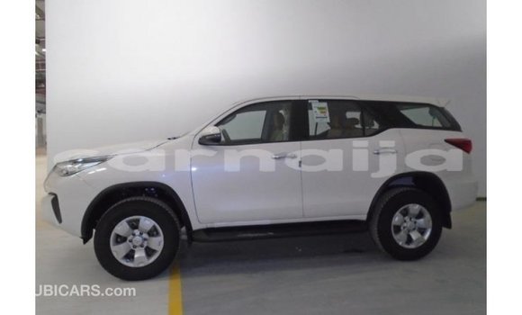 Buy Import Toyota Fortuner White Car in Import - Dubai in Abia State Buy Import Toyota Fortuner White Car in Import - Dubai in Abia State