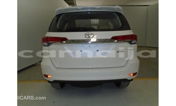 Buy Import Toyota Fortuner White Car in Import - Dubai in Abia State Buy Import Toyota Fortuner White Car in Import - Dubai in Abia State