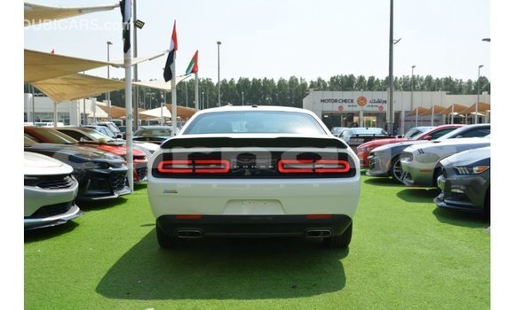 Buy Import Dodge Challenger White Car in Import - Dubai in Abia State Buy Import Dodge Challenger White Car in Import - Dubai in Abia State