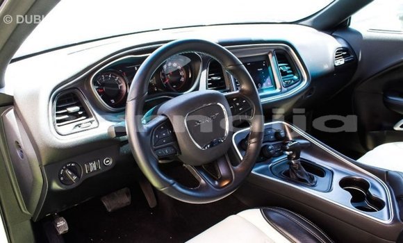 Buy Import Dodge Challenger White Car in Import - Dubai in Abia State Buy Import Dodge Challenger White Car in Import - Dubai in Abia State