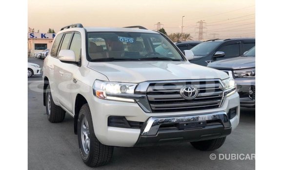 Buy Import Toyota Land Cruiser White Car in Import - Dubai in Abia State Buy Import Toyota Land Cruiser White Car in Import - Dubai in Abia State