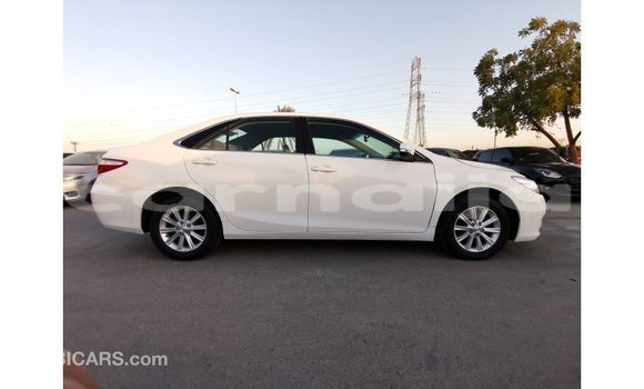 Buy Import Toyota Camry White Car in Import - Dubai in Abia State Buy Import Toyota Camry White Car in Import - Dubai in Abia State