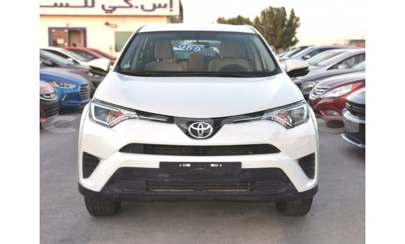 Acheter Import Utilitaire Toyota HiAce Blanc à Import - Dubai, État d'Abia Acheter Import Utilitaire Toyota HiAce Blanc à Import - Dubai, État d'Abia