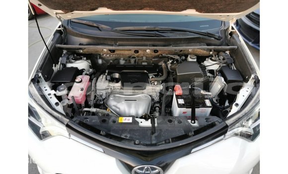 Acheter Import Utilitaire Toyota HiAce Blanc à Import - Dubai, État d'Abia Acheter Import Utilitaire Toyota HiAce Blanc à Import - Dubai, État d'Abia