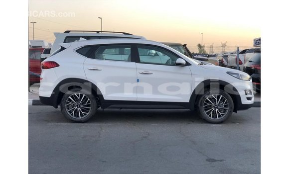 Buy Import Hyundai Tucson White Car in Import - Dubai in Abia State Buy Import Hyundai Tucson White Car in Import - Dubai in Abia State