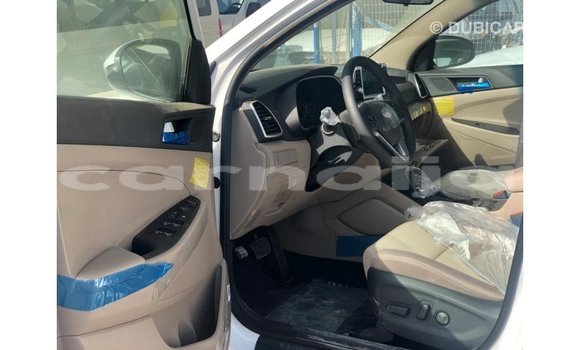 Buy Import Hyundai Tucson White Car in Import - Dubai in Abia State Buy Import Hyundai Tucson White Car in Import - Dubai in Abia State