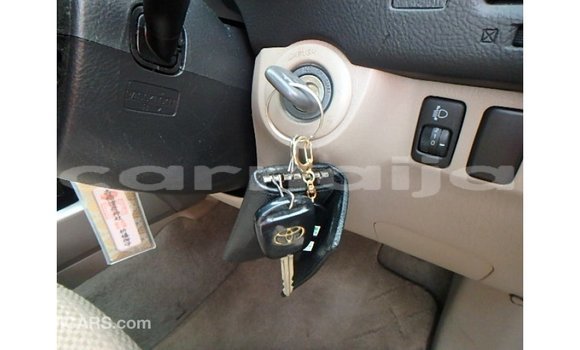 Buy Import Toyota Hilux White Car in Import - Dubai in Abia State Buy Import Toyota Hilux White Car in Import - Dubai in Abia State