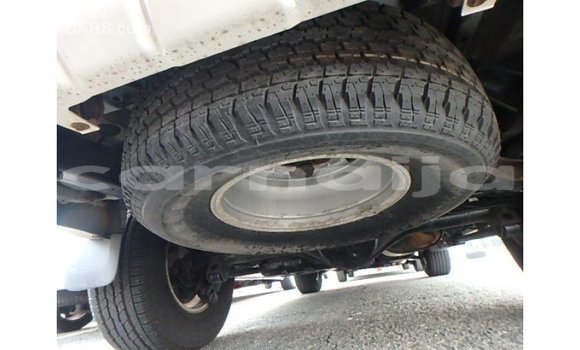 Buy Import Toyota Hilux White Car in Import - Dubai in Abia State Buy Import Toyota Hilux White Car in Import - Dubai in Abia State