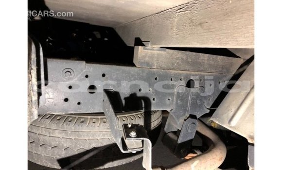 Acheter Import Voiture Toyota Pickup Blanc à Import - Dubai, État d'Abia Acheter Import Voiture Toyota Pickup Blanc à Import - Dubai, État d'Abia