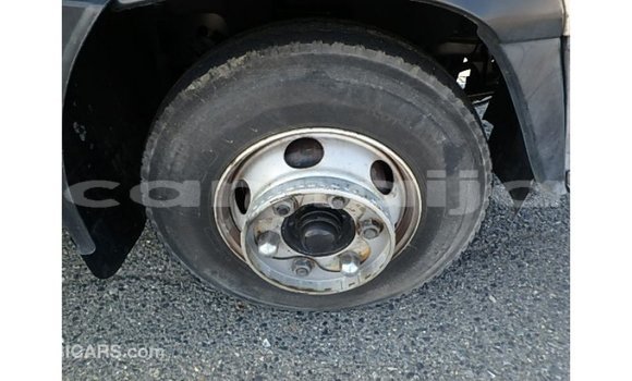 Acheter Import Voiture Isuzu Rodeo Blanc à Import - Dubai, État d'Abia Acheter Import Voiture Isuzu Rodeo Blanc à Import - Dubai, État d'Abia