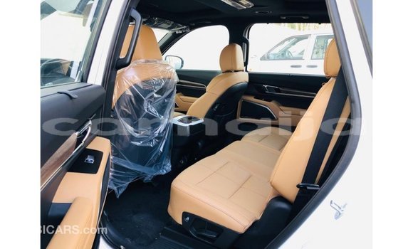 Buy Import Kia Carens White Car in Import - Dubai in Abia State Buy Import Kia Carens White Car in Import - Dubai in Abia State