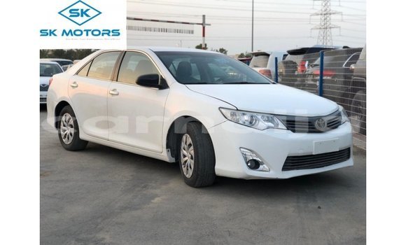 Buy Import Toyota Camry White Car in Import - Dubai in Abia State Buy Import Toyota Camry White Car in Import - Dubai in Abia State