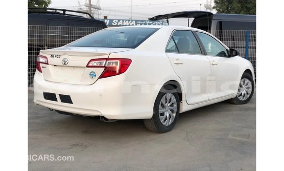 Buy Import Toyota Camry White Car in Import - Dubai in Abia State Buy Import Toyota Camry White Car in Import - Dubai in Abia State