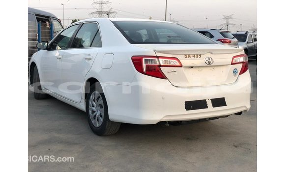 Buy Import Toyota Camry White Car in Import - Dubai in Abia State Buy Import Toyota Camry White Car in Import - Dubai in Abia State