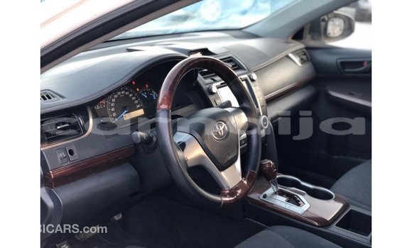 Buy Import Toyota Camry White Car in Import - Dubai in Abia State Buy Import Toyota Camry White Car in Import - Dubai in Abia State