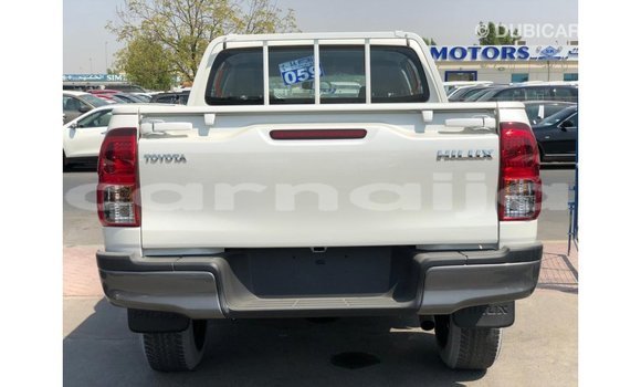 Buy Import Toyota Hilux White Car in Import - Dubai in Abia State Buy Import Toyota Hilux White Car in Import - Dubai in Abia State
