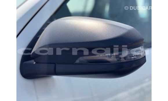 Buy Import Toyota Hilux White Car in Import - Dubai in Abia State Buy Import Toyota Hilux White Car in Import - Dubai in Abia State