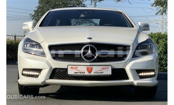 Buy Import Mercedes-Benz 190 White Car in Import - Dubai in Abia State Buy Import Mercedes-Benz 190 White Car in Import - Dubai in Abia State