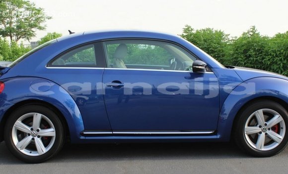 Buy Import Volkswagen Beetle Blue Car in Import - Dubai in Abia State Buy Import Volkswagen Beetle Blue Car in Import - Dubai in Abia State