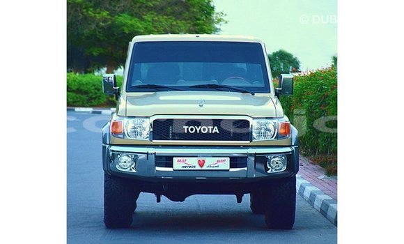 Buy Import Toyota Land Cruiser Beige Car in Import - Dubai in Abia State Buy Import Toyota Land Cruiser Beige Car in Import - Dubai in Abia State
