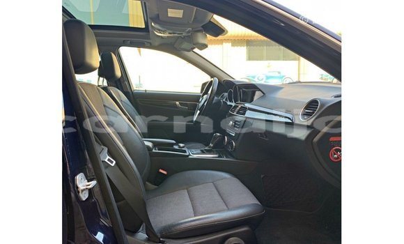 Acheter Import Voiture Mercedes-Benz 200 Bleu à Import - Dubai, État d'Abia Acheter Import Voiture Mercedes-Benz 200 Bleu à Import - Dubai, État d'Abia