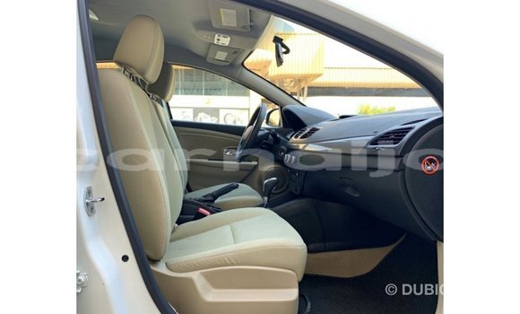 Buy Import Renault Fluence White Car in Import - Dubai in Abia State Buy Import Renault Fluence White Car in Import - Dubai in Abia State