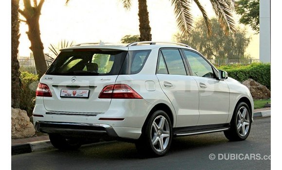 Buy Import Mercedes-Benz 190 White Car in Import - Dubai in Abia State Buy Import Mercedes-Benz 190 White Car in Import - Dubai in Abia State