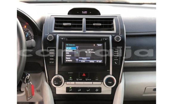 Buy Import Toyota Camry White Car in Import - Dubai in Abia State Buy Import Toyota Camry White Car in Import - Dubai in Abia State