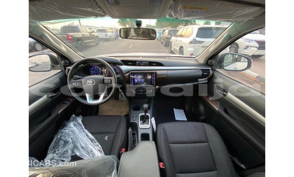 Buy Import Toyota Hilux White Car in Import - Dubai in Abia State Buy Import Toyota Hilux White Car in Import - Dubai in Abia State