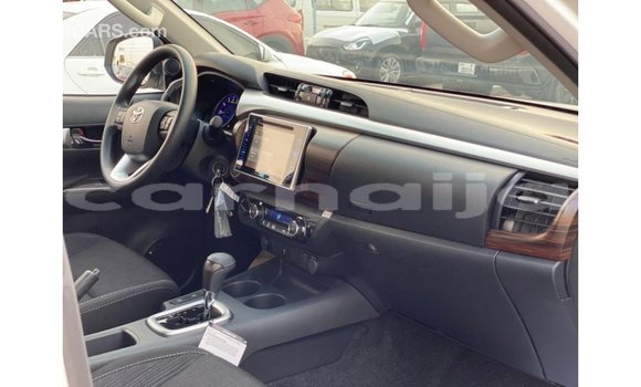 Buy Import Toyota Hilux White Car in Import - Dubai in Abia State Buy Import Toyota Hilux White Car in Import - Dubai in Abia State