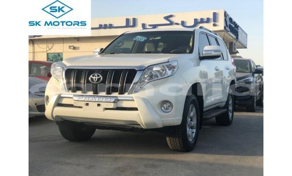 Acheter Import Voiture Toyota Prado Blanc à Import - Dubai, État d'Abia Acheter Import Voiture Toyota Prado Blanc à Import - Dubai, État d'Abia