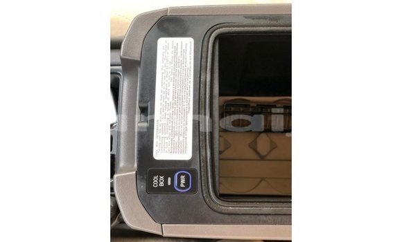 Acheter Import Voiture Toyota Prado Blanc à Import - Dubai, État d'Abia Acheter Import Voiture Toyota Prado Blanc à Import - Dubai, État d'Abia