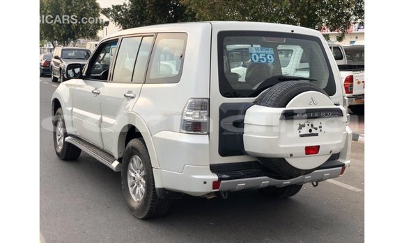 Buy Import Mitsubishi Pajero White Car in Import - Dubai in Abia State Buy Import Mitsubishi Pajero White Car in Import - Dubai in Abia State