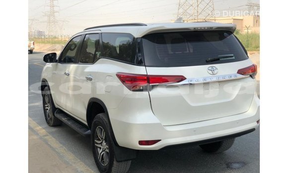 Buy Import Toyota Fortuner White Car in Import - Dubai in Abia State Buy Import Toyota Fortuner White Car in Import - Dubai in Abia State