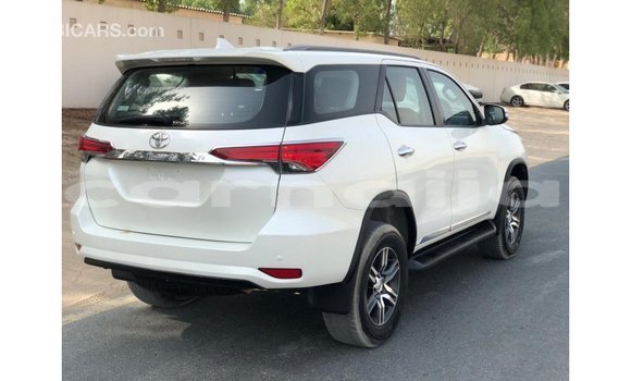 Buy Import Toyota Fortuner White Car in Import - Dubai in Abia State Buy Import Toyota Fortuner White Car in Import - Dubai in Abia State