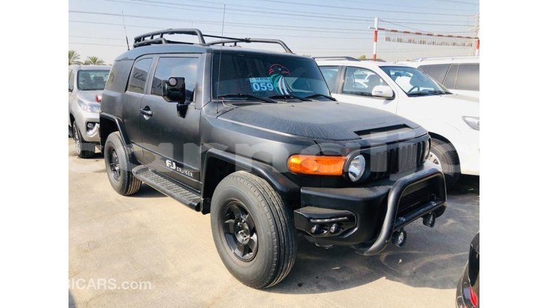 Big with watermark toyota fj cruiser abia state import dubai 8381