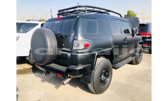 Acheter Import Voiture Toyota FJ Cruiser Noir à Import - Dubai, État d'Abia Acheter Import Voiture Toyota FJ Cruiser Noir à Import - Dubai, État d'Abia