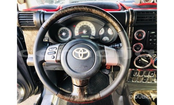 Acheter Import Voiture Toyota FJ Cruiser Noir à Import - Dubai, État d'Abia Acheter Import Voiture Toyota FJ Cruiser Noir à Import - Dubai, État d'Abia