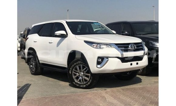 Buy Import Toyota Fortuner White Car in Import - Dubai in Abia State